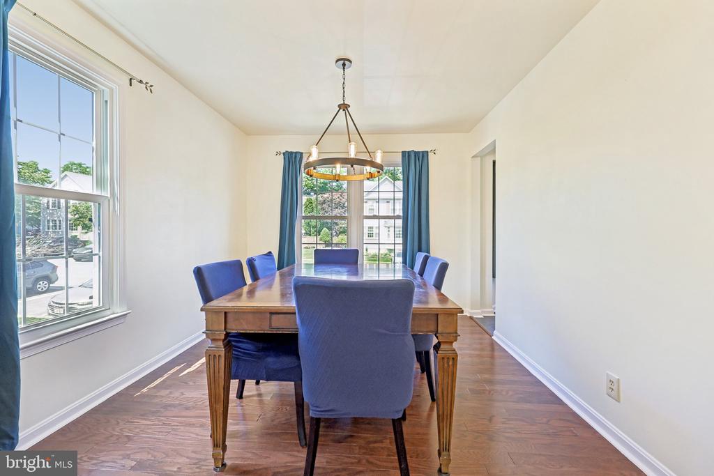 739 ARBOR CT, WARRENTON, Virginia 20186, 3 Bedrooms Bedrooms, ,2 BathroomsBathrooms,Residential,739 ARBOR CT,VAFQ2021870 MLS # VAFQ2021870