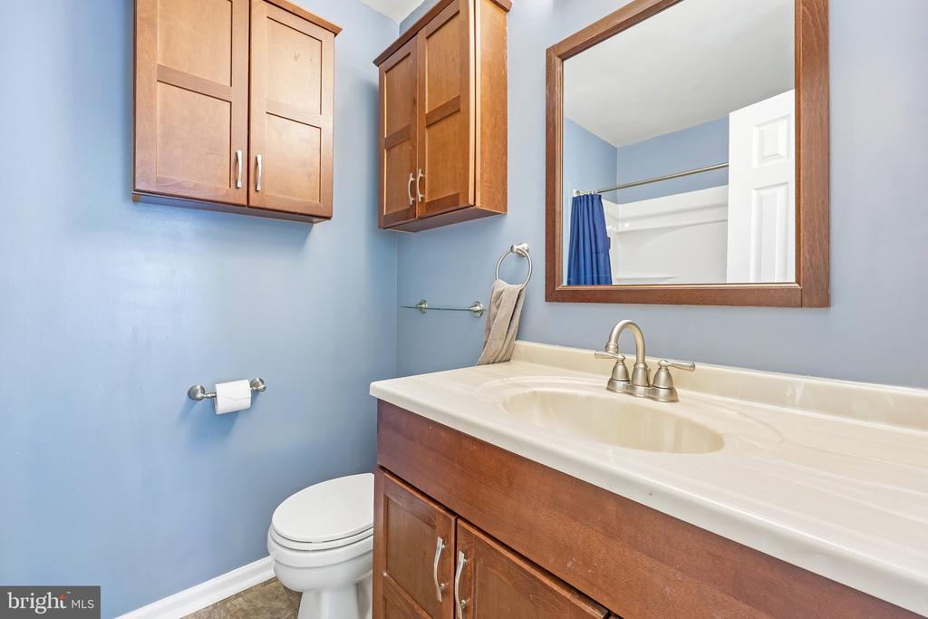 739 ARBOR CT, WARRENTON, Virginia 20186, 3 Bedrooms Bedrooms, ,2 BathroomsBathrooms,Residential,739 ARBOR CT,VAFQ2021870 MLS # VAFQ2021870