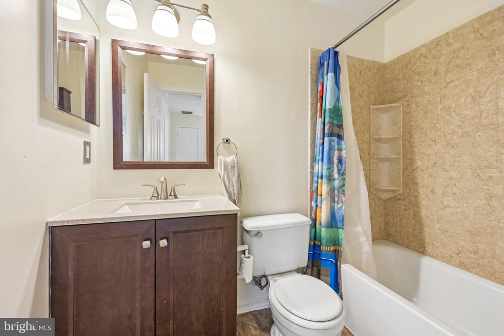 739 ARBOR CT, WARRENTON, Virginia 20186, 3 Bedrooms Bedrooms, ,2 BathroomsBathrooms,Residential,739 ARBOR CT,VAFQ2021870 MLS # VAFQ2021870