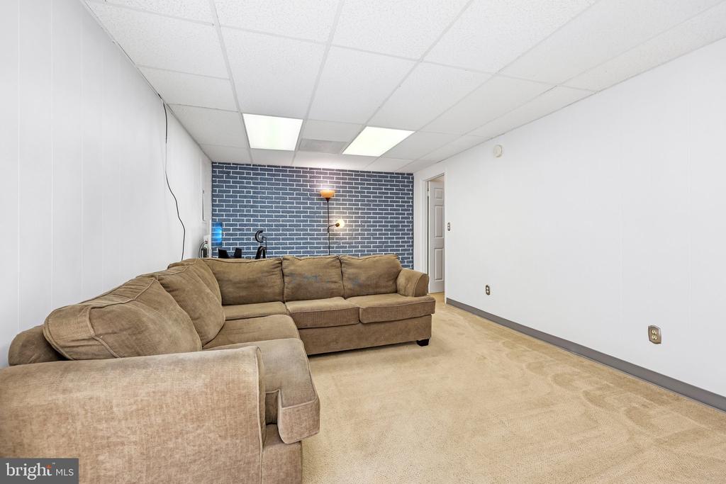 739 ARBOR CT, WARRENTON, Virginia 20186, 3 Bedrooms Bedrooms, ,2 BathroomsBathrooms,Residential,739 ARBOR CT,VAFQ2021870 MLS # VAFQ2021870