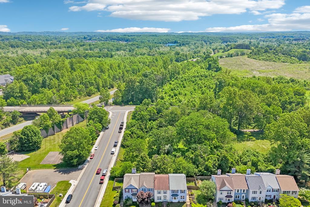 739 ARBOR CT, WARRENTON, Virginia 20186, 3 Bedrooms Bedrooms, ,2 BathroomsBathrooms,Residential,739 ARBOR CT,VAFQ2021870 MLS # VAFQ2021870