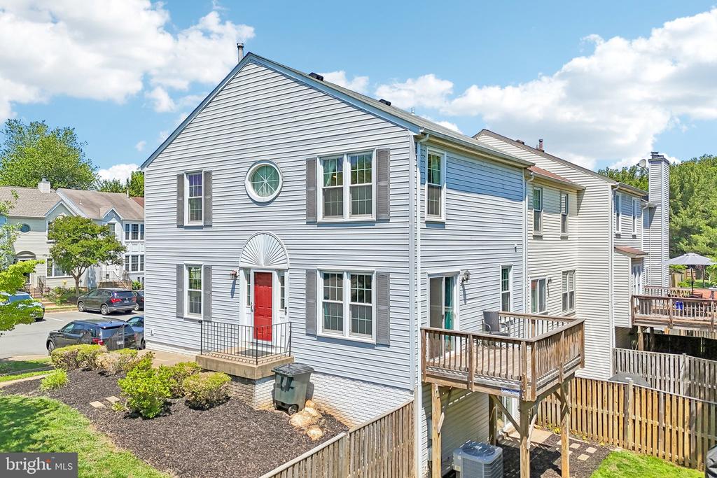 739 ARBOR CT, WARRENTON, Virginia 20186, 3 Bedrooms Bedrooms, ,2 BathroomsBathrooms,Residential,739 ARBOR CT,VAFQ2021870 MLS # VAFQ2021870
