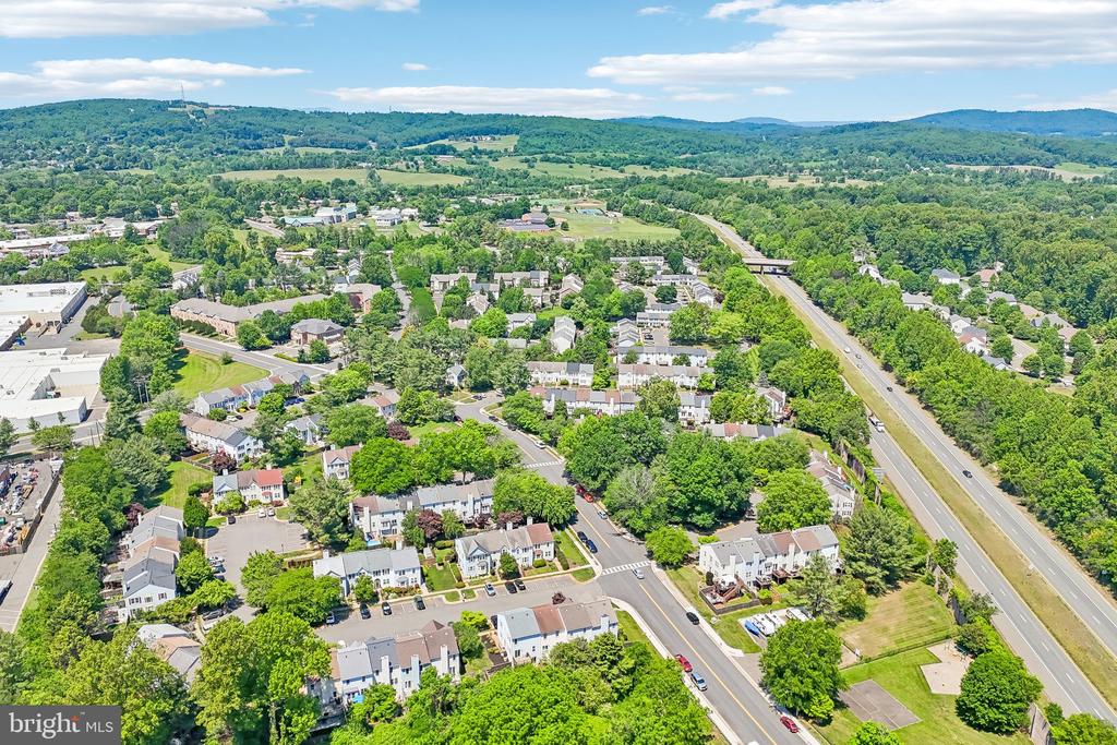739 ARBOR CT, WARRENTON, Virginia 20186, 3 Bedrooms Bedrooms, ,2 BathroomsBathrooms,Residential,739 ARBOR CT,VAFQ2021870 MLS # VAFQ2021870