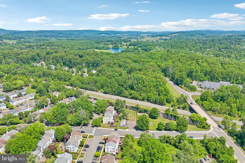 739 ARBOR CT, WARRENTON, Virginia 20186, 3 Bedrooms Bedrooms, ,2 BathroomsBathrooms,Residential,739 ARBOR CT,VAFQ2021870 MLS # VAFQ2021870