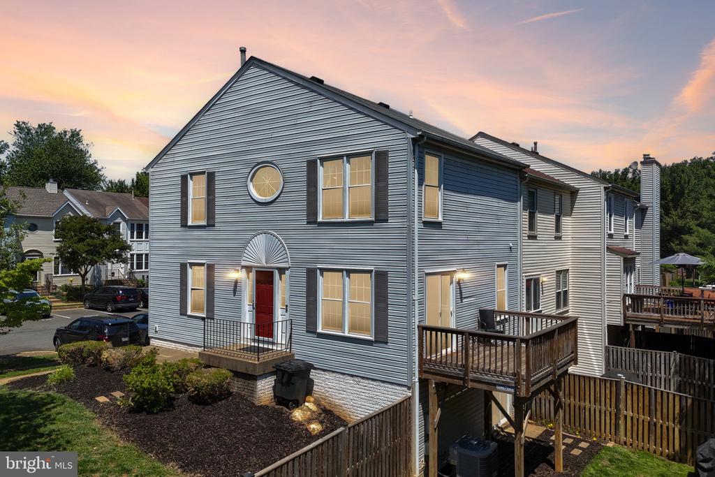 739 ARBOR CT, WARRENTON, Virginia 20186, 3 Bedrooms Bedrooms, ,2 BathroomsBathrooms,Residential,739 ARBOR CT,VAFQ2021870 MLS # VAFQ2021870