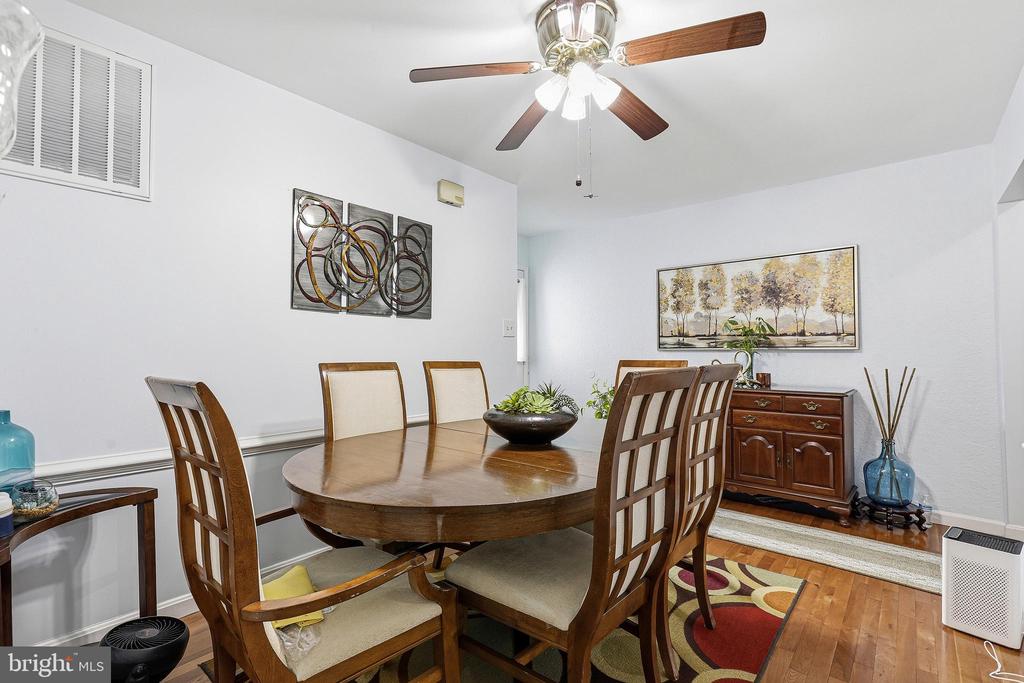 5 SUMNER CT, FREDERICKSBURG, Virginia 22407, 4 Bedrooms Bedrooms, ,2 BathroomsBathrooms,Residential,5 SUMNER CT,VASP2042910 MLS # VASP2042910