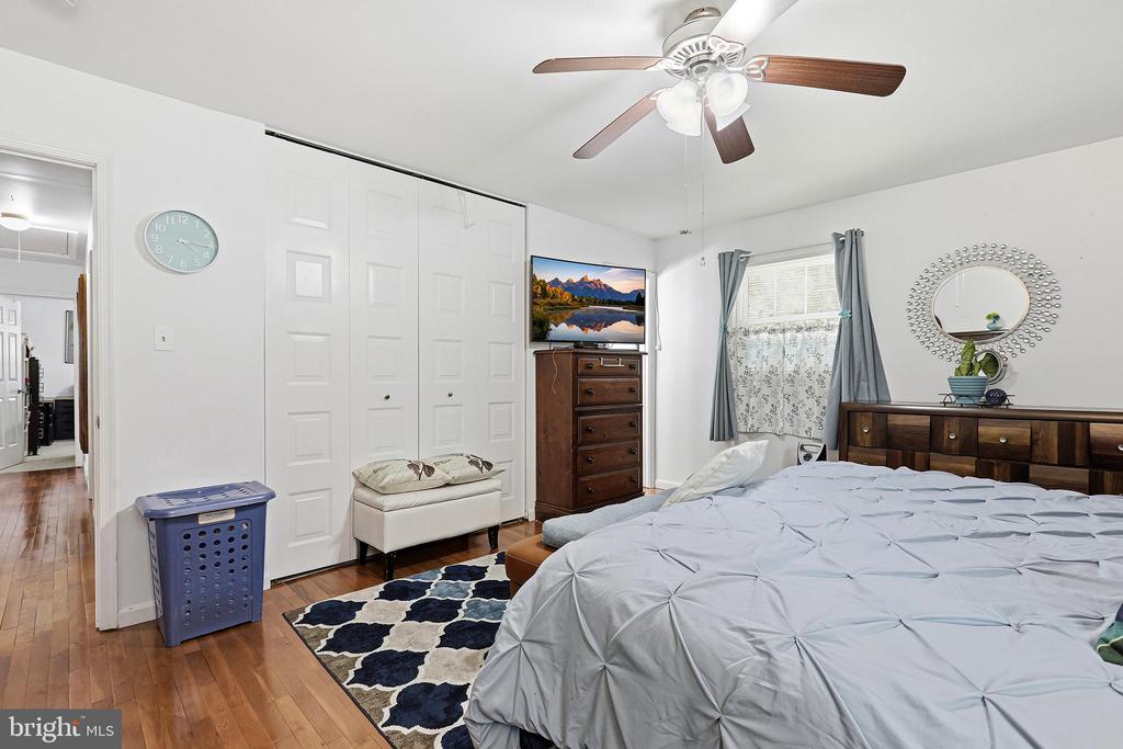 5 SUMNER CT, FREDERICKSBURG, Virginia 22407, 4 Bedrooms Bedrooms, ,2 BathroomsBathrooms,Residential,5 SUMNER CT,VASP2042910 MLS # VASP2042910