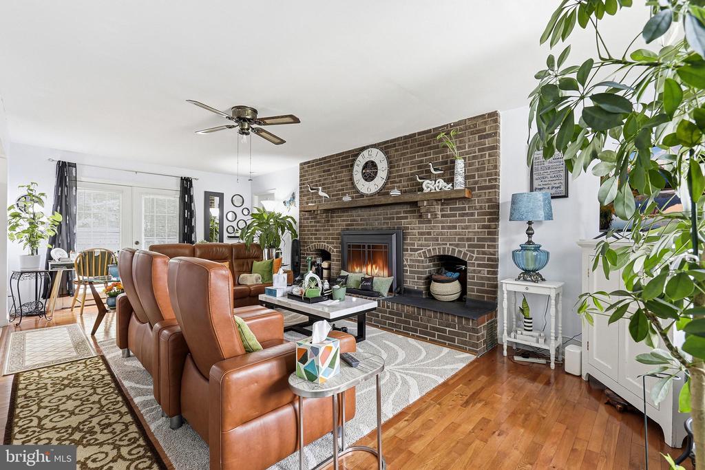 5 SUMNER CT, FREDERICKSBURG, Virginia 22407, 4 Bedrooms Bedrooms, ,2 BathroomsBathrooms,Residential,5 SUMNER CT,VASP2042910 MLS # VASP2042910