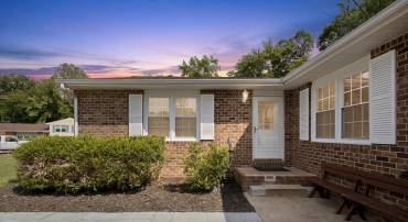 5 SUMNER CT, FREDERICKSBURG, Virginia 22407, 4 Bedrooms Bedrooms, ,2 BathroomsBathrooms,Residential,5 SUMNER CT,VASP2042910 MLS # VASP2042910