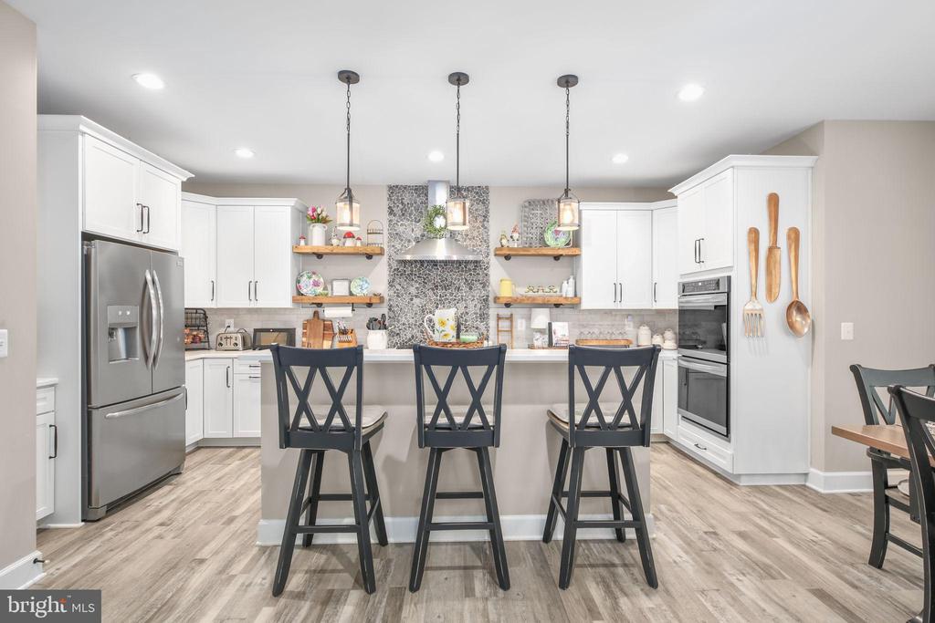 7117 PULLEN DR, FREDERICKSBURG, Virginia 22407, 5 Bedrooms Bedrooms, ,3 BathroomsBathrooms,Residential,7117 PULLEN DR,VASP2043080 MLS # VASP2043080