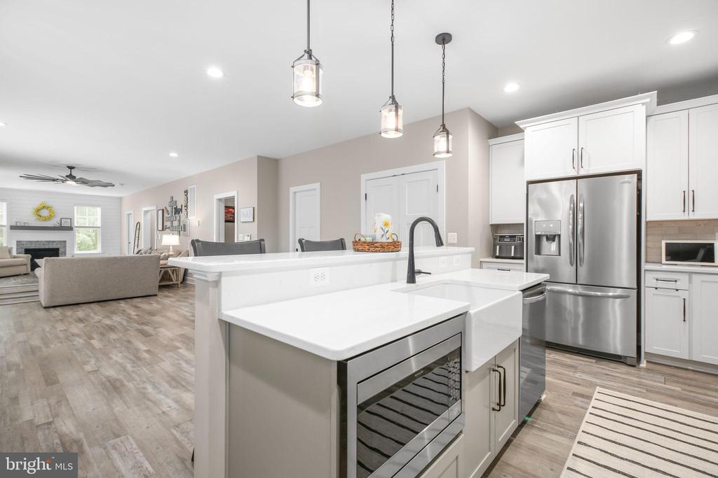 7117 PULLEN DR, FREDERICKSBURG, Virginia 22407, 5 Bedrooms Bedrooms, ,3 BathroomsBathrooms,Residential,7117 PULLEN DR,VASP2043080 MLS # VASP2043080