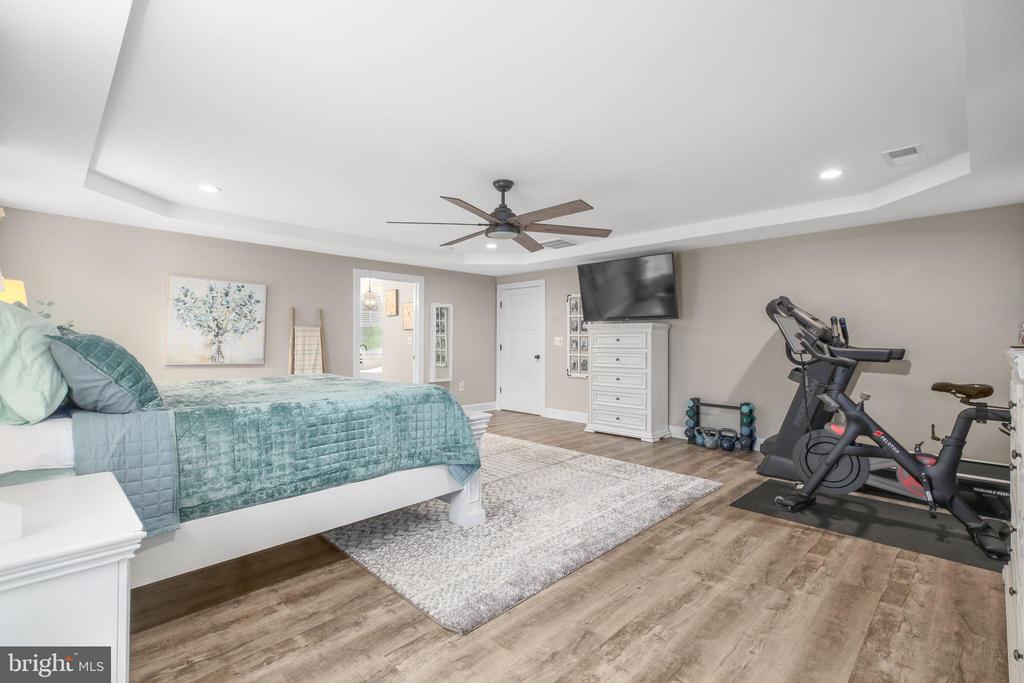 7117 PULLEN DR, FREDERICKSBURG, Virginia 22407, 5 Bedrooms Bedrooms, ,3 BathroomsBathrooms,Residential,7117 PULLEN DR,VASP2043080 MLS # VASP2043080