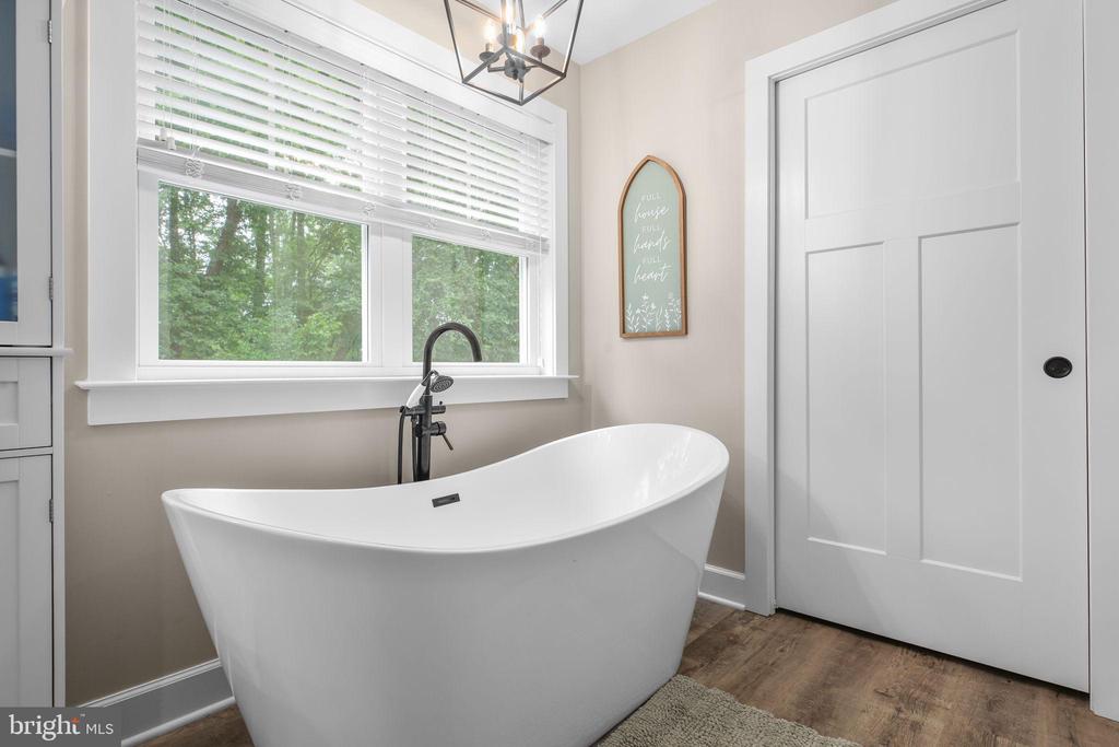 7117 PULLEN DR, FREDERICKSBURG, Virginia 22407, 5 Bedrooms Bedrooms, ,3 BathroomsBathrooms,Residential,7117 PULLEN DR,VASP2043080 MLS # VASP2043080