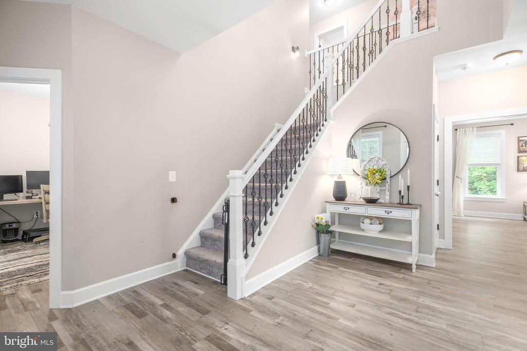 7117 PULLEN DR, FREDERICKSBURG, Virginia 22407, 5 Bedrooms Bedrooms, ,3 BathroomsBathrooms,Residential,7117 PULLEN DR,VASP2043080 MLS # VASP2043080