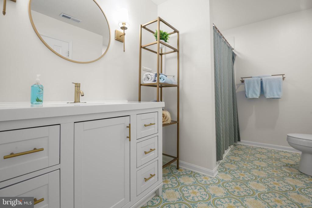 800 SHAMROCK DR, FREDERICKSBURG, Virginia 22407, 3 Bedrooms Bedrooms, ,2 BathroomsBathrooms,Residential,800 SHAMROCK DR,VASP2043100 MLS # VASP2043100