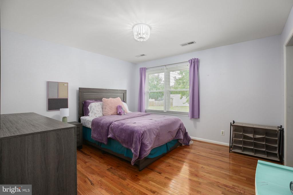 800 SHAMROCK DR, FREDERICKSBURG, Virginia 22407, 3 Bedrooms Bedrooms, ,2 BathroomsBathrooms,Residential,800 SHAMROCK DR,VASP2043100 MLS # VASP2043100