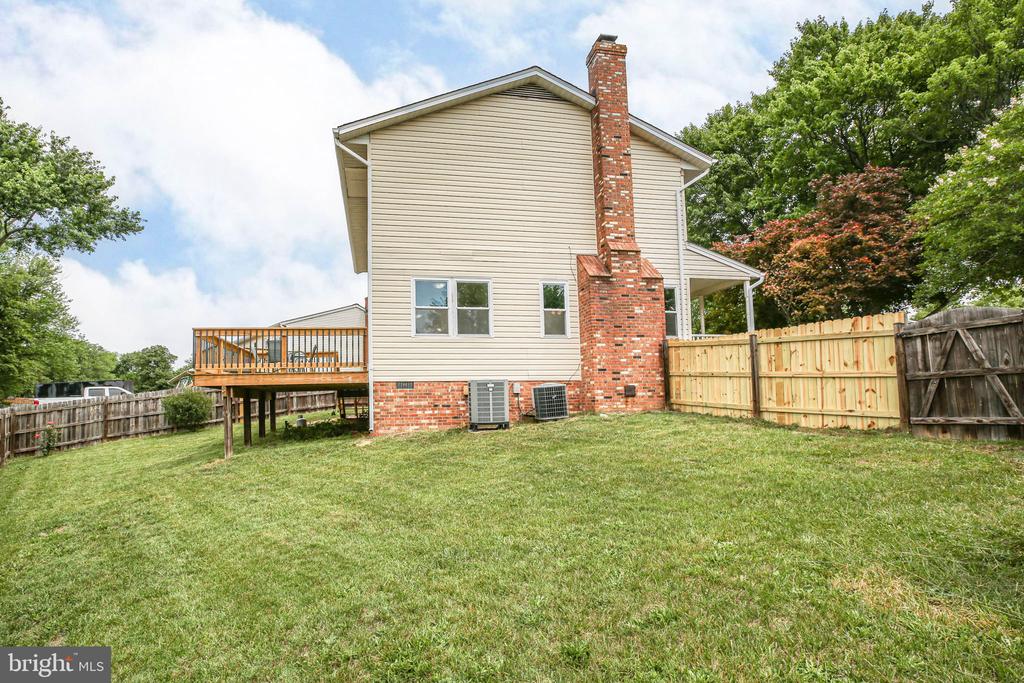 800 SHAMROCK DR, FREDERICKSBURG, Virginia 22407, 3 Bedrooms Bedrooms, ,2 BathroomsBathrooms,Residential,800 SHAMROCK DR,VASP2043100 MLS # VASP2043100