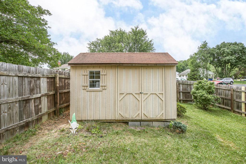 800 SHAMROCK DR, FREDERICKSBURG, Virginia 22407, 3 Bedrooms Bedrooms, ,2 BathroomsBathrooms,Residential,800 SHAMROCK DR,VASP2043100 MLS # VASP2043100