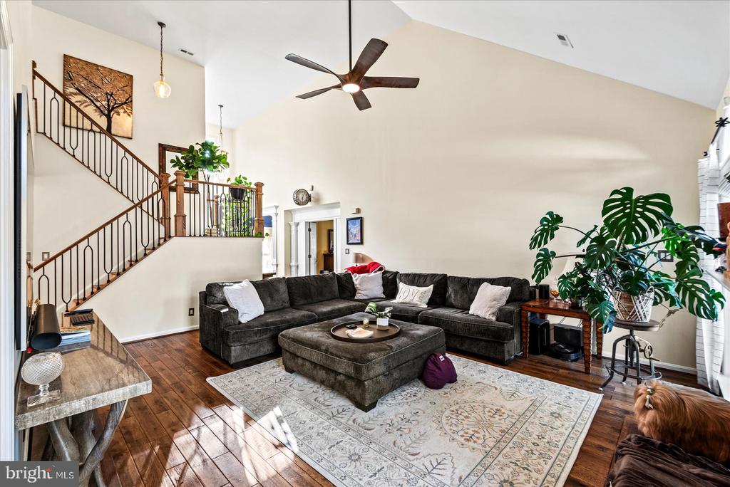 10809 SAMANTHA PL, FREDERICKSBURG, Virginia 22408, 5 Bedrooms Bedrooms, ,3 BathroomsBathrooms,Residential,10809 SAMANTHA PL,VASP2043048 MLS # VASP2043048