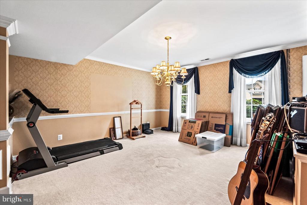 10809 SAMANTHA PL, FREDERICKSBURG, Virginia 22408, 5 Bedrooms Bedrooms, ,3 BathroomsBathrooms,Residential,10809 SAMANTHA PL,VASP2043048 MLS # VASP2043048