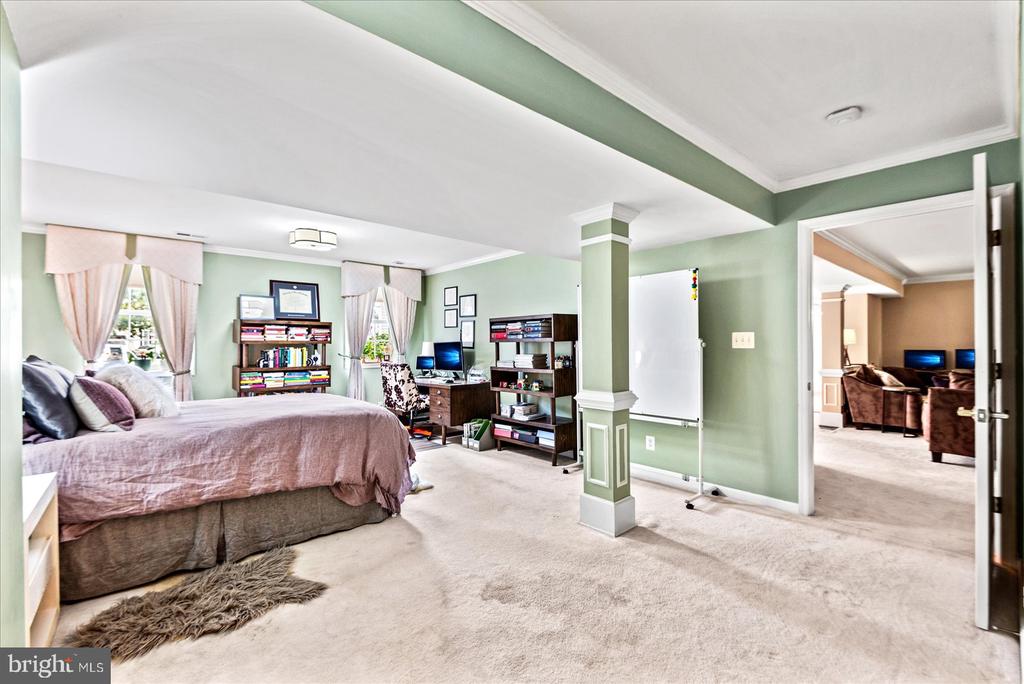 10809 SAMANTHA PL, FREDERICKSBURG, Virginia 22408, 5 Bedrooms Bedrooms, ,3 BathroomsBathrooms,Residential,10809 SAMANTHA PL,VASP2043048 MLS # VASP2043048