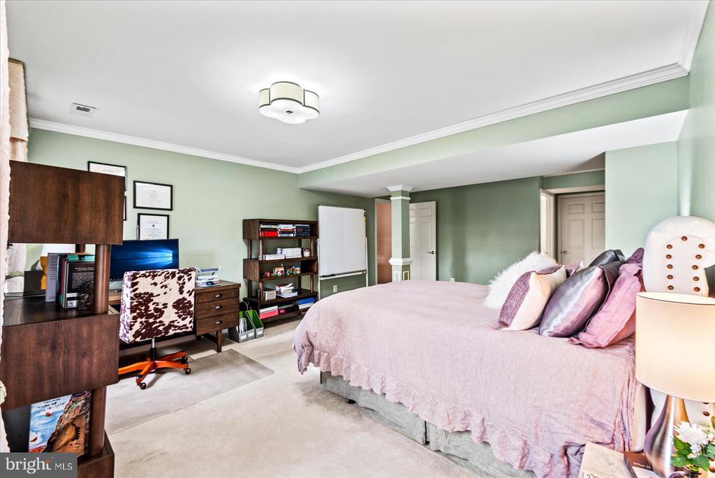 10809 SAMANTHA PL, FREDERICKSBURG, Virginia 22408, 5 Bedrooms Bedrooms, ,3 BathroomsBathrooms,Residential,10809 SAMANTHA PL,VASP2043048 MLS # VASP2043048