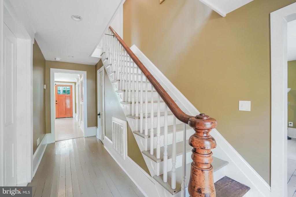 500 KNIGHTING RD, GORDONSVILLE, Virginia 22942, 4 Bedrooms Bedrooms, ,2 BathroomsBathrooms,Residential,500 KNIGHTING RD,VAOR2014540 MLS # VAOR2014540