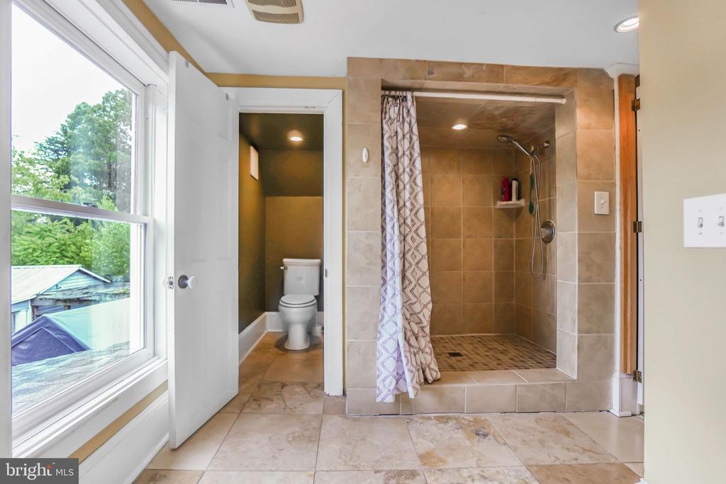 500 KNIGHTING RD, GORDONSVILLE, Virginia 22942, 4 Bedrooms Bedrooms, ,2 BathroomsBathrooms,Residential,500 KNIGHTING RD,VAOR2014540 MLS # VAOR2014540