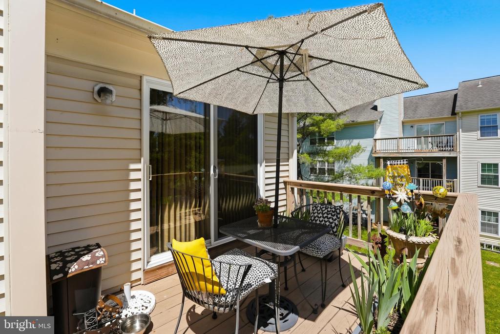 210 FERNWOOD PL, WARRENTON, Virginia 20186, 2 Bedrooms Bedrooms, ,2 BathroomsBathrooms,Residential,CEDARS OF WARREN,210 FERNWOOD PL,VAFQ2022466 MLS # VAFQ2022466
