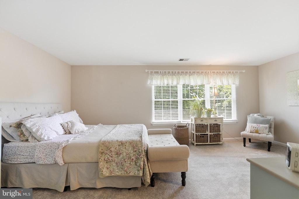 210 FERNWOOD PL, WARRENTON, Virginia 20186, 2 Bedrooms Bedrooms, ,2 BathroomsBathrooms,Residential,CEDARS OF WARREN,210 FERNWOOD PL,VAFQ2022466 MLS # VAFQ2022466
