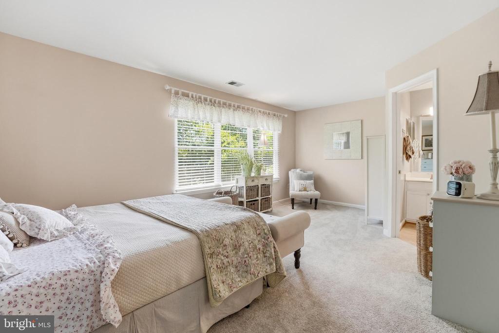 210 FERNWOOD PL, WARRENTON, Virginia 20186, 2 Bedrooms Bedrooms, ,2 BathroomsBathrooms,Residential,CEDARS OF WARREN,210 FERNWOOD PL,VAFQ2022466 MLS # VAFQ2022466