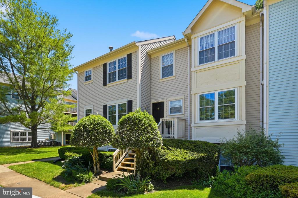 210 FERNWOOD PL, WARRENTON, Virginia 20186, 2 Bedrooms Bedrooms, ,2 BathroomsBathrooms,Residential,CEDARS OF WARREN,210 FERNWOOD PL,VAFQ2022466 MLS # VAFQ2022466