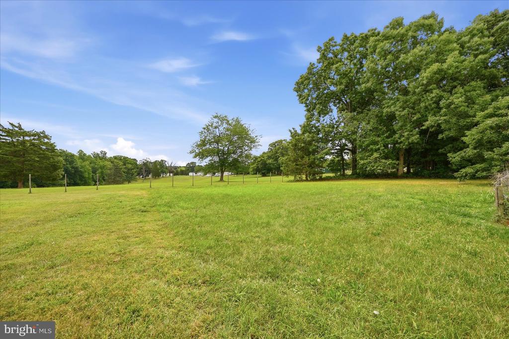9509 LAWYERS RD, SPOTSYLVANIA, Virginia 22551, 3 Bedrooms Bedrooms, ,1 BathroomBathrooms,Residential,9509 LAWYERS RD,VASP2043046 MLS # VASP2043046
