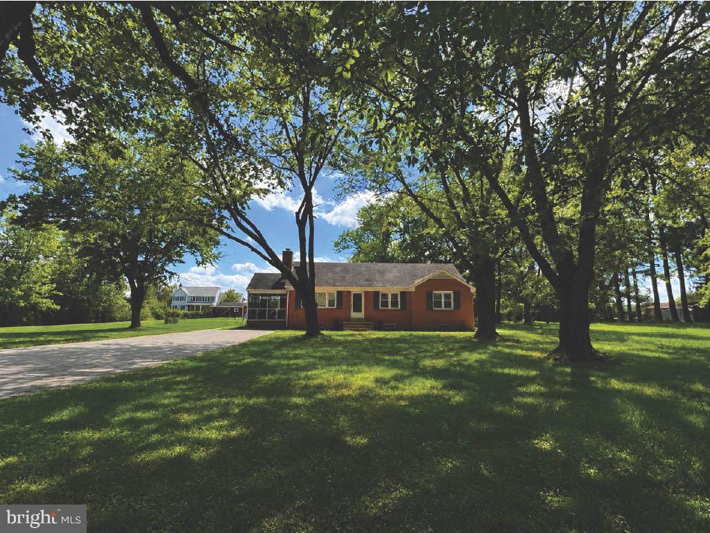 4921 DUMFRIES RD, CATLETT, Virginia 20119, 3 Bedrooms Bedrooms, ,1 BathroomBathrooms,Residential,4921 DUMFRIES RD,VAFQ2022720 MLS # VAFQ2022720