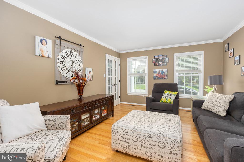 6313 SWEETBRIAR DR, FREDERICKSBURG, Virginia 22407, 4 Bedrooms Bedrooms, ,3 BathroomsBathrooms,Residential,6313 SWEETBRIAR DR,VASP2042818 MLS # VASP2042818