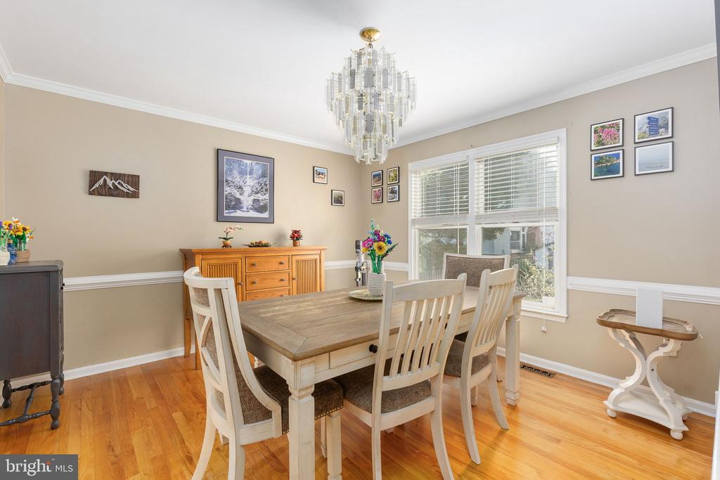 6313 SWEETBRIAR DR, FREDERICKSBURG, Virginia 22407, 4 Bedrooms Bedrooms, ,3 BathroomsBathrooms,Residential,6313 SWEETBRIAR DR,VASP2042818 MLS # VASP2042818