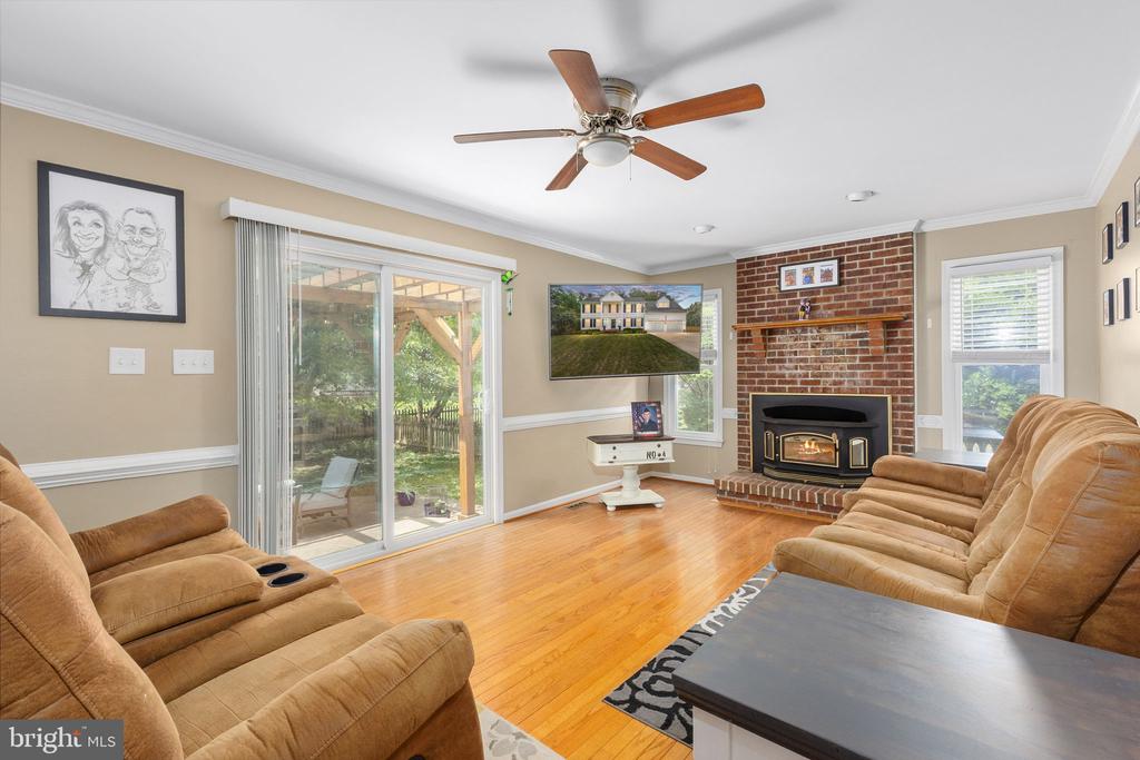 6313 SWEETBRIAR DR, FREDERICKSBURG, Virginia 22407, 4 Bedrooms Bedrooms, ,3 BathroomsBathrooms,Residential,6313 SWEETBRIAR DR,VASP2042818 MLS # VASP2042818