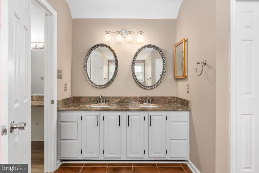 6313 SWEETBRIAR DR, FREDERICKSBURG, Virginia 22407, 4 Bedrooms Bedrooms, ,3 BathroomsBathrooms,Residential,6313 SWEETBRIAR DR,VASP2042818 MLS # VASP2042818