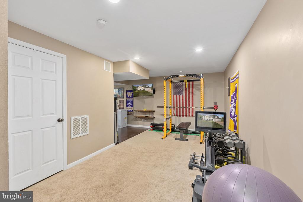 6313 SWEETBRIAR DR, FREDERICKSBURG, Virginia 22407, 4 Bedrooms Bedrooms, ,3 BathroomsBathrooms,Residential,6313 SWEETBRIAR DR,VASP2042818 MLS # VASP2042818