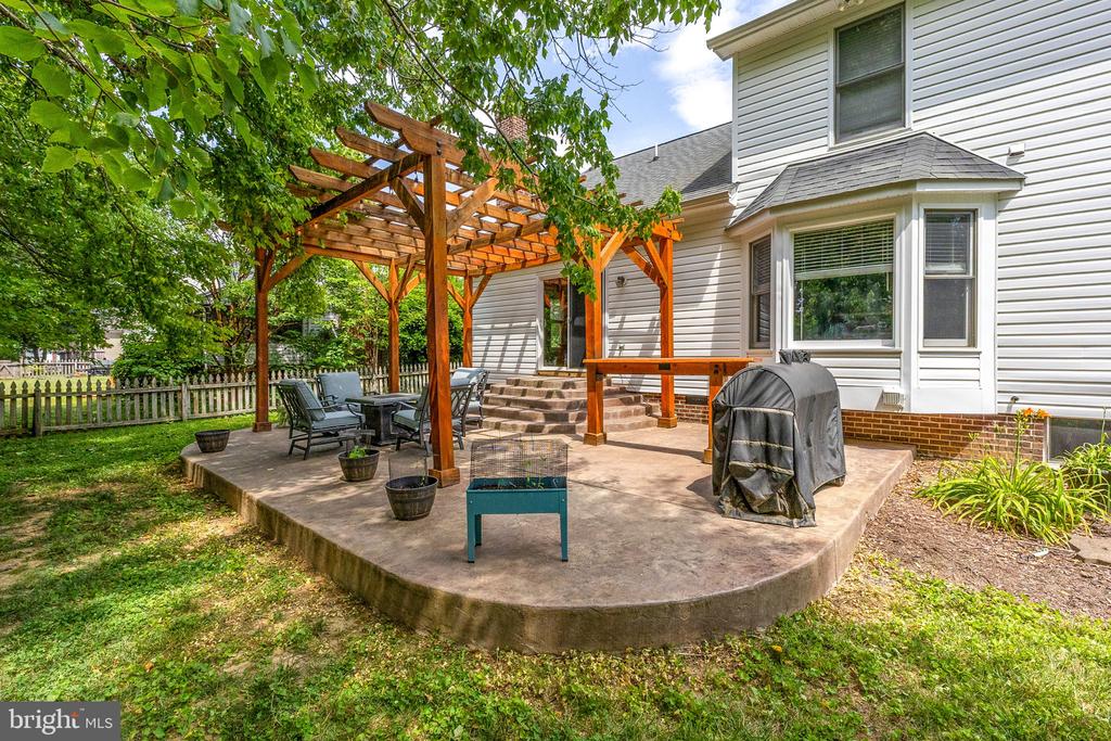 6313 SWEETBRIAR DR, FREDERICKSBURG, Virginia 22407, 4 Bedrooms Bedrooms, ,3 BathroomsBathrooms,Residential,6313 SWEETBRIAR DR,VASP2042818 MLS # VASP2042818