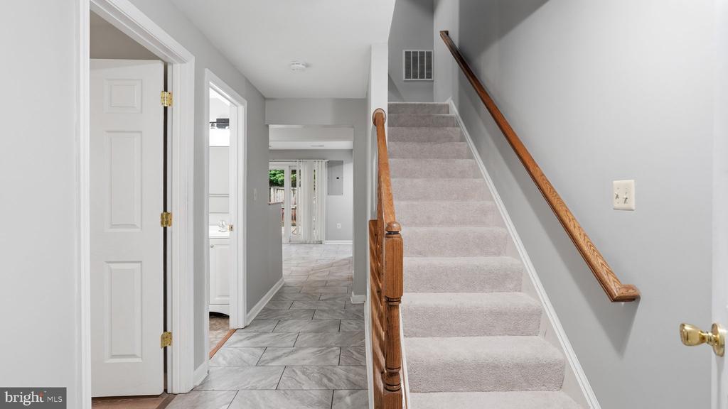 526 HIGHLAND TOWNE LN, WARRENTON, Virginia 20186, 2 Bedrooms Bedrooms, ,3 BathroomsBathrooms,Residential,526 HIGHLAND TOWNE LN,VAFQ2022420 MLS # VAFQ2022420