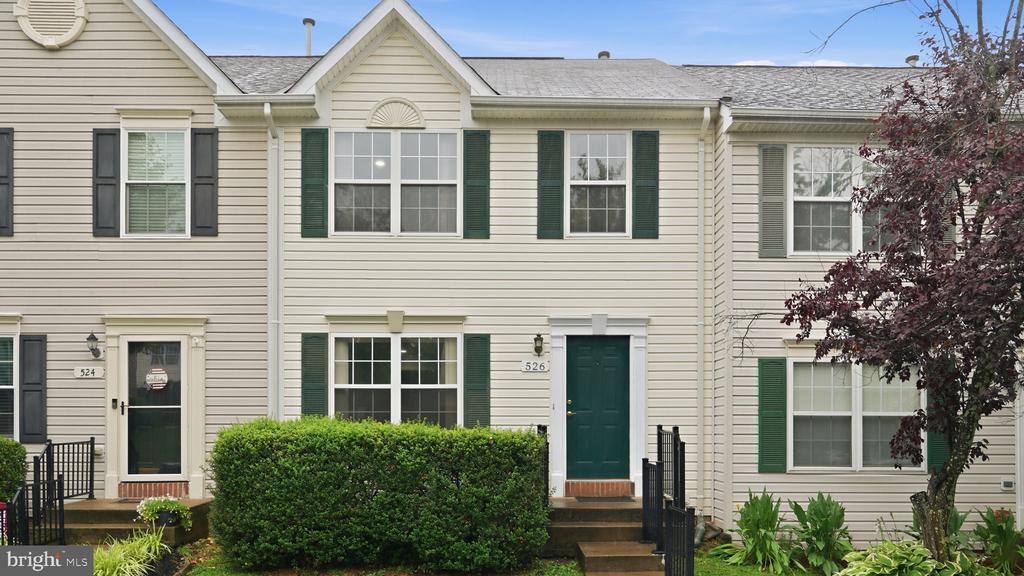 526 HIGHLAND TOWNE LN, WARRENTON, Virginia 20186, 2 Bedrooms Bedrooms, ,3 BathroomsBathrooms,Residential,526 HIGHLAND TOWNE LN,VAFQ2022420 MLS # VAFQ2022420