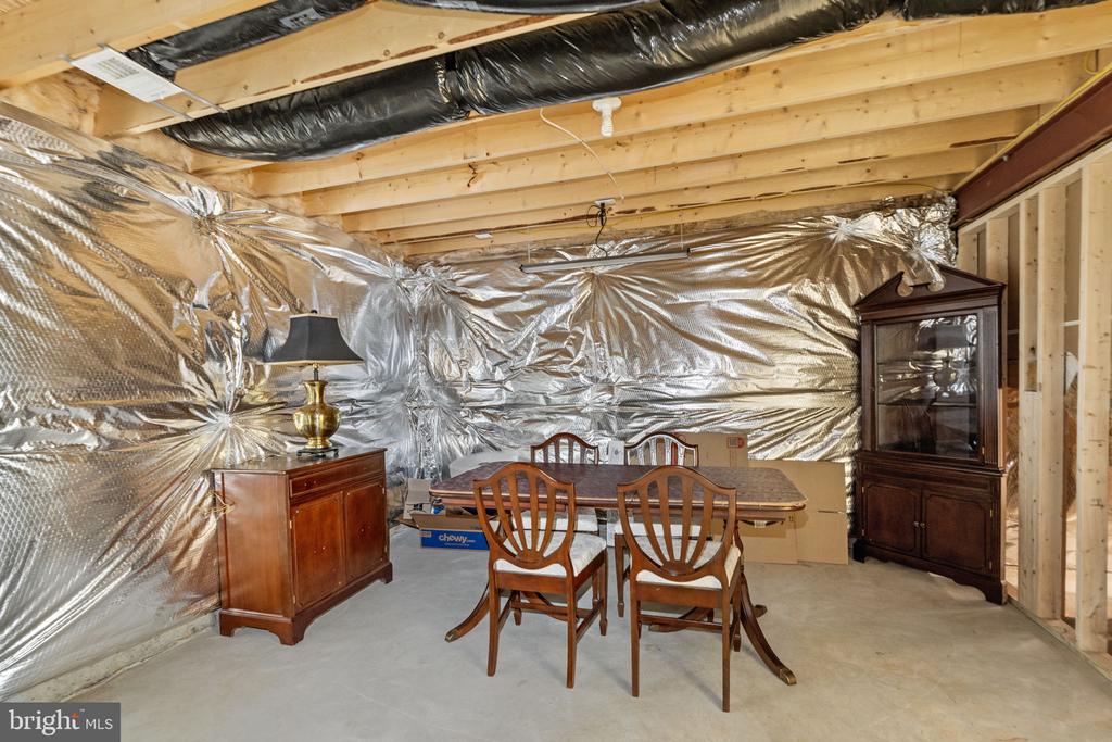 14204 BELLE AVE, CULPEPER, Virginia 22701, 5 Bedrooms Bedrooms, ,4 BathroomsBathrooms,Residential,14204 BELLE AVE,VACU2014136 MLS # VACU2014136