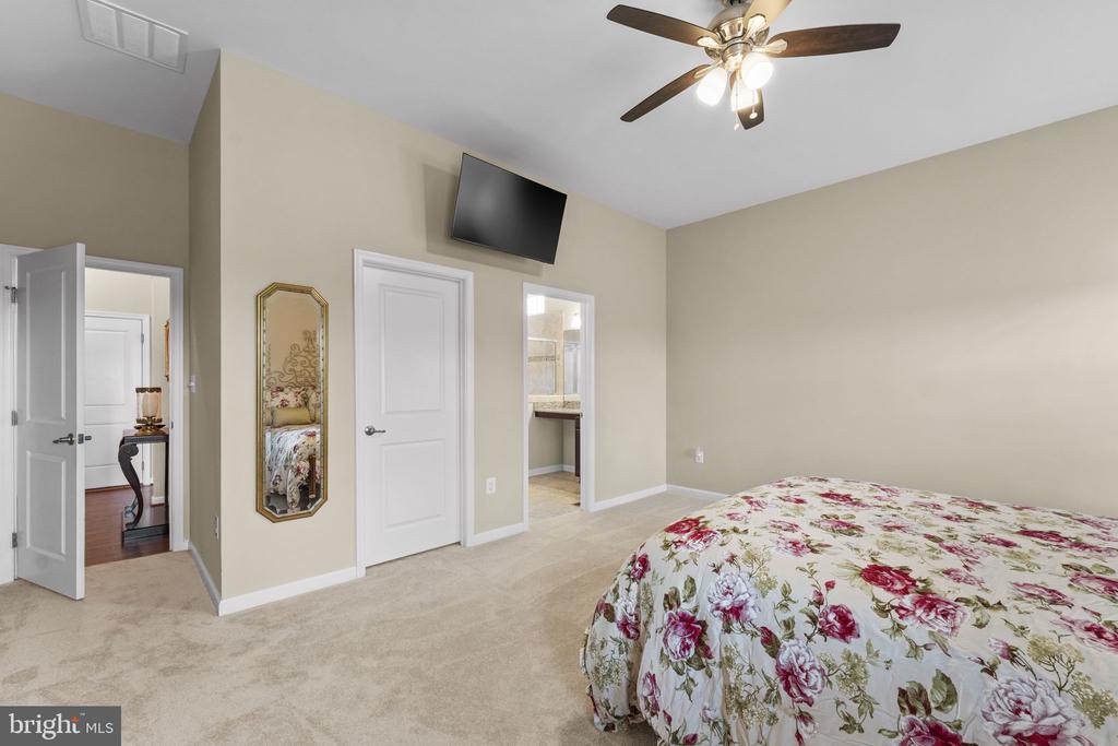 14204 BELLE AVE, CULPEPER, Virginia 22701, 5 Bedrooms Bedrooms, ,4 BathroomsBathrooms,Residential,14204 BELLE AVE,VACU2014136 MLS # VACU2014136