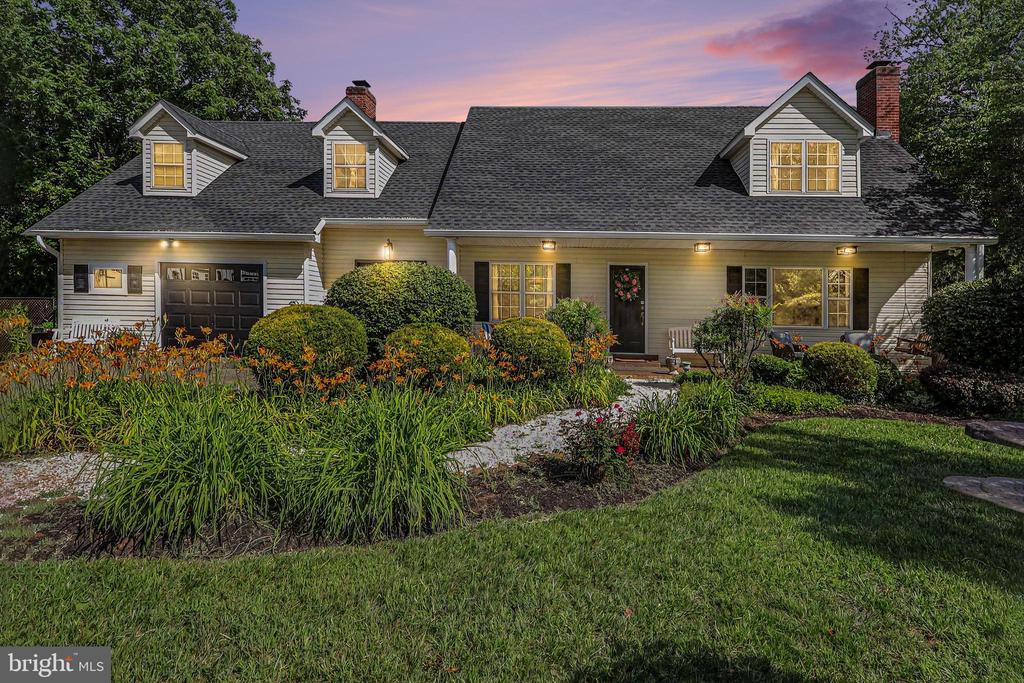 6493 BALLS MILL RD, MIDLAND, Virginia 22728, 5 Bedrooms Bedrooms, ,4 BathroomsBathrooms,Residential,6493 BALLS MILL RD,VAFQ2022174 MLS # VAFQ2022174