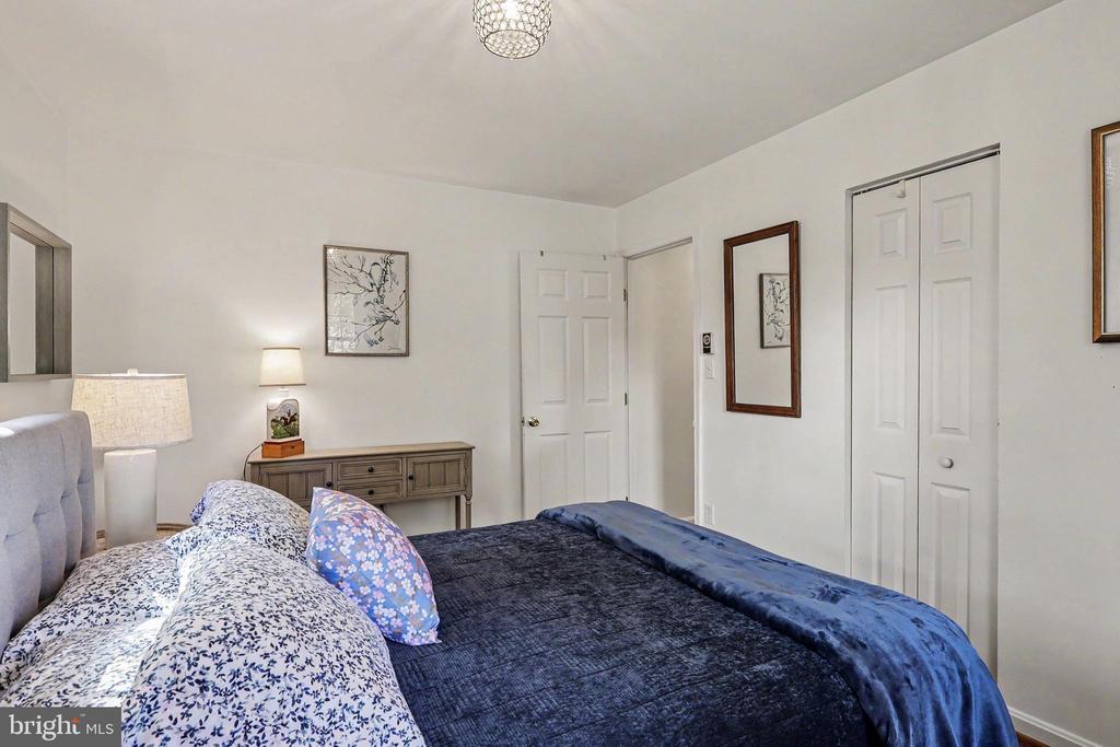6493 BALLS MILL RD, MIDLAND, Virginia 22728, 5 Bedrooms Bedrooms, ,4 BathroomsBathrooms,Residential,6493 BALLS MILL RD,VAFQ2022174 MLS # VAFQ2022174