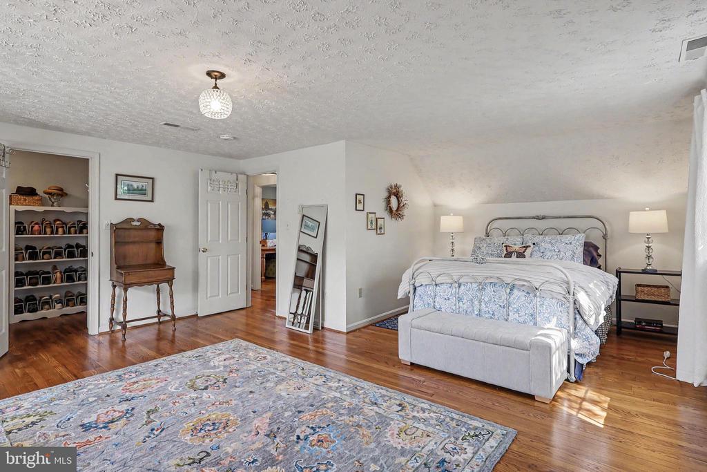 6493 BALLS MILL RD, MIDLAND, Virginia 22728, 5 Bedrooms Bedrooms, ,4 BathroomsBathrooms,Residential,6493 BALLS MILL RD,VAFQ2022174 MLS # VAFQ2022174