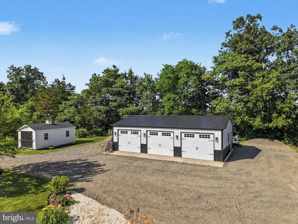 6493 BALLS MILL RD, MIDLAND, Virginia 22728, 5 Bedrooms Bedrooms, ,4 BathroomsBathrooms,Residential,6493 BALLS MILL RD,VAFQ2022174 MLS # VAFQ2022174