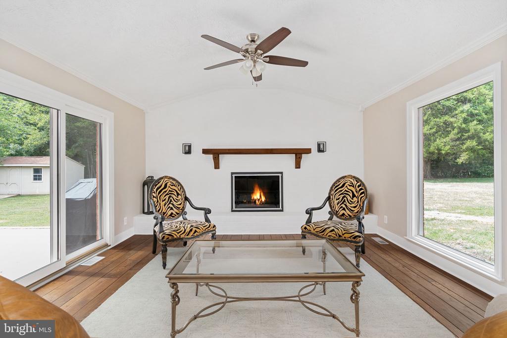 8250 SINGING WOOD CT, SPOTSYLVANIA, Virginia 22553, 4 Bedrooms Bedrooms, ,2 BathroomsBathrooms,Residential,8250 SINGING WOOD CT,VASP2043164 MLS # VASP2043164