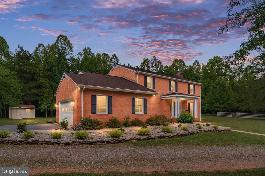 8250 SINGING WOOD CT, SPOTSYLVANIA, Virginia 22553, 4 Bedrooms Bedrooms, ,2 BathroomsBathrooms,Residential,8250 SINGING WOOD CT,VASP2043164 MLS # VASP2043164